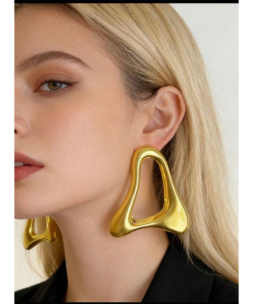 Soraya Gold Earrings